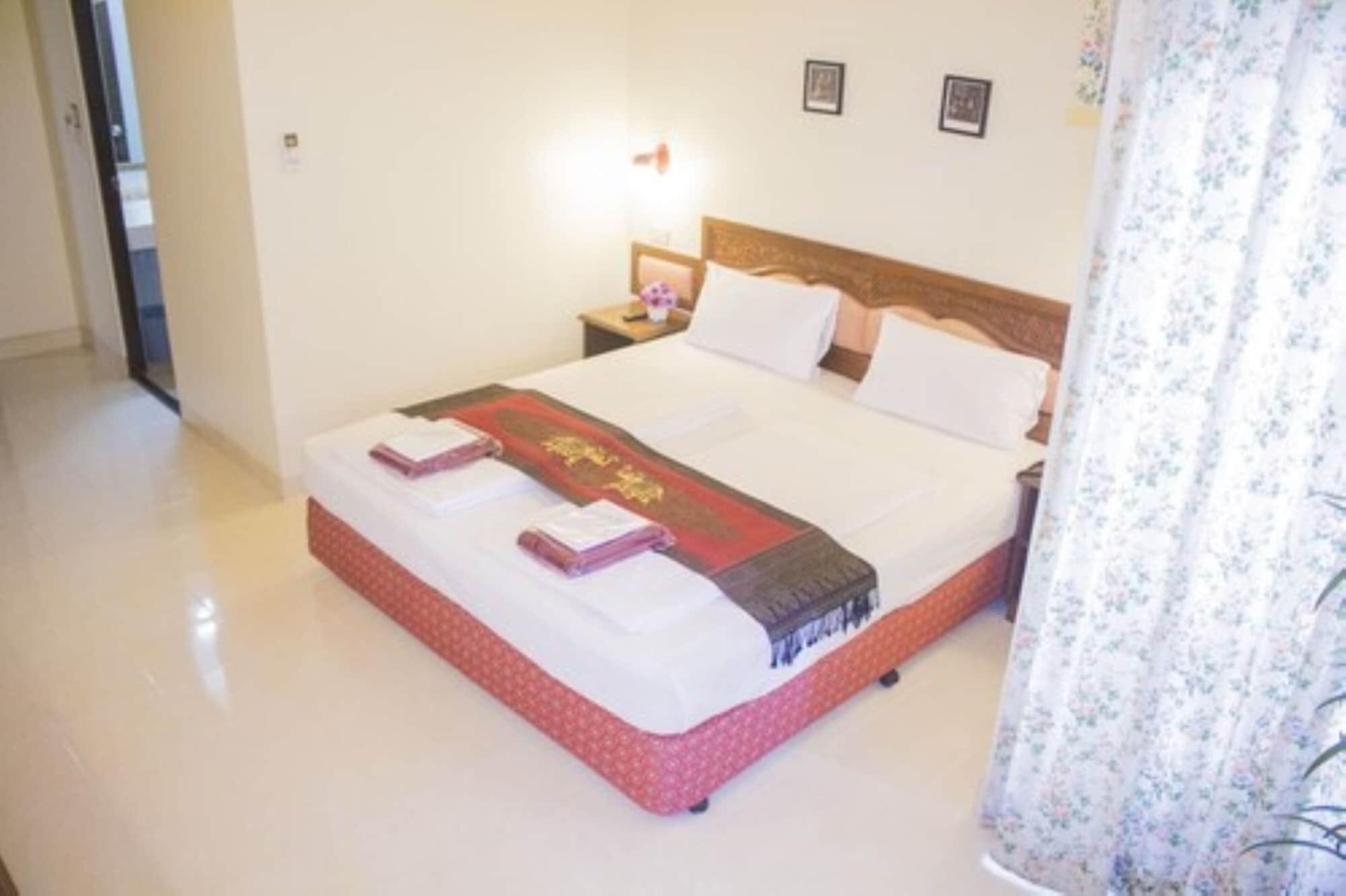 People Place Boutique In Town Hotel - Sha Extra Plus Chiang Mai Buitenkant foto